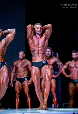 CLASSIC PHYSIQUE НОВИЧКИ
